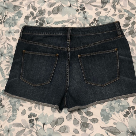 Universal Thread Shorts NWT - Picture 2 of 4